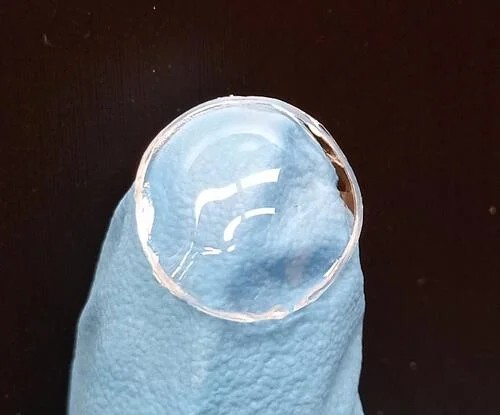 contact lens with hydrogel